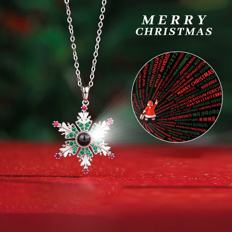 Enchanting Snowflake Projection Necklace – The Perfect Christmas Gift for Couples!